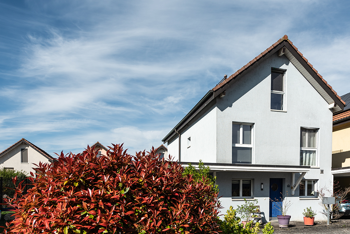 buisson-rouge-facade-est